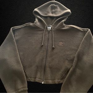 Adidas fleece cropped zip-up hoodie🧸